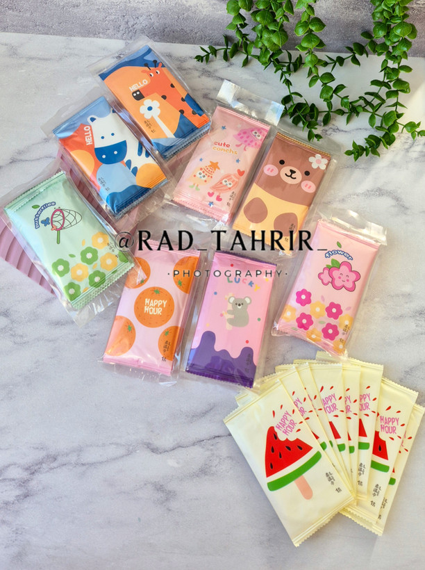 دستمال مرطوب بسته ۱۰ عددی