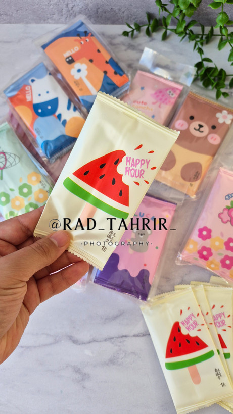 دستمال مرطوب بسته ۱۰ عددی